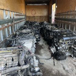 2014 HYUNDAI ACCENT 66,000 Miles Parts