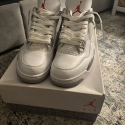 Jordan 4 Oreos Size 13