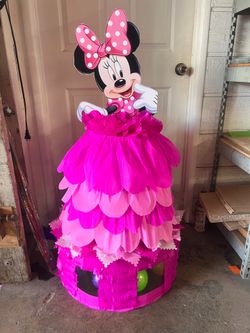 Minnie mouse dress style pinata with balls
