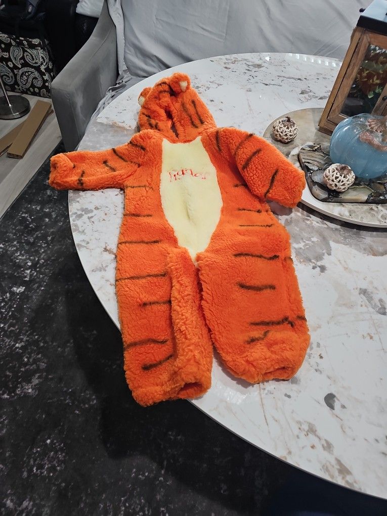 Tigger Costume