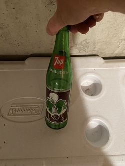 Vintage 7up bottle
