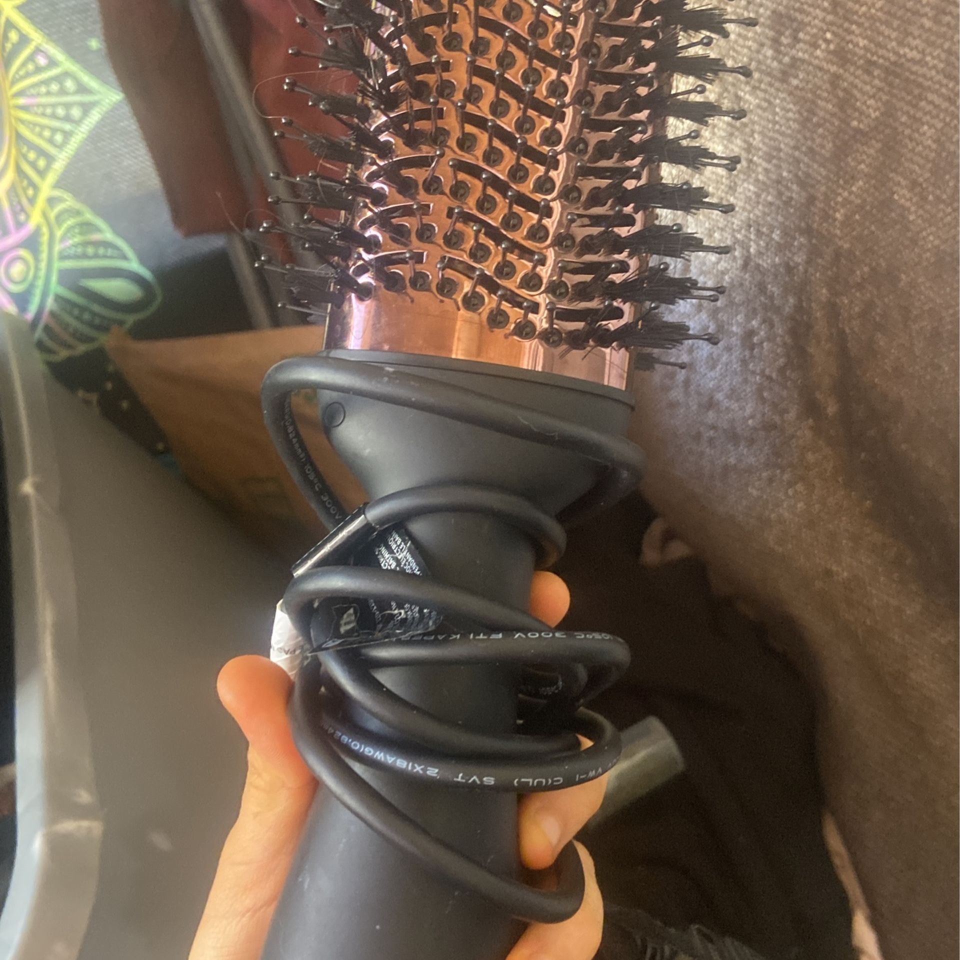 Hair Blowout Straighten