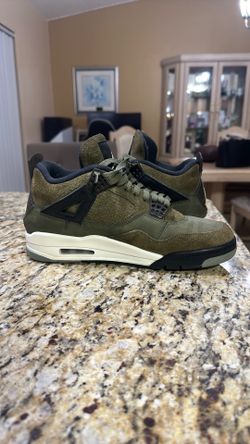 Jordan 4s olive green size 9s