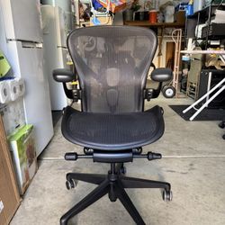AERON GAMING CHAIR (Size B)