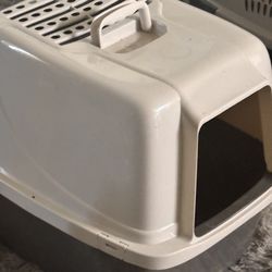 Cat Litter Box