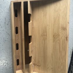 Charging Station - Tablet and Smartphones 