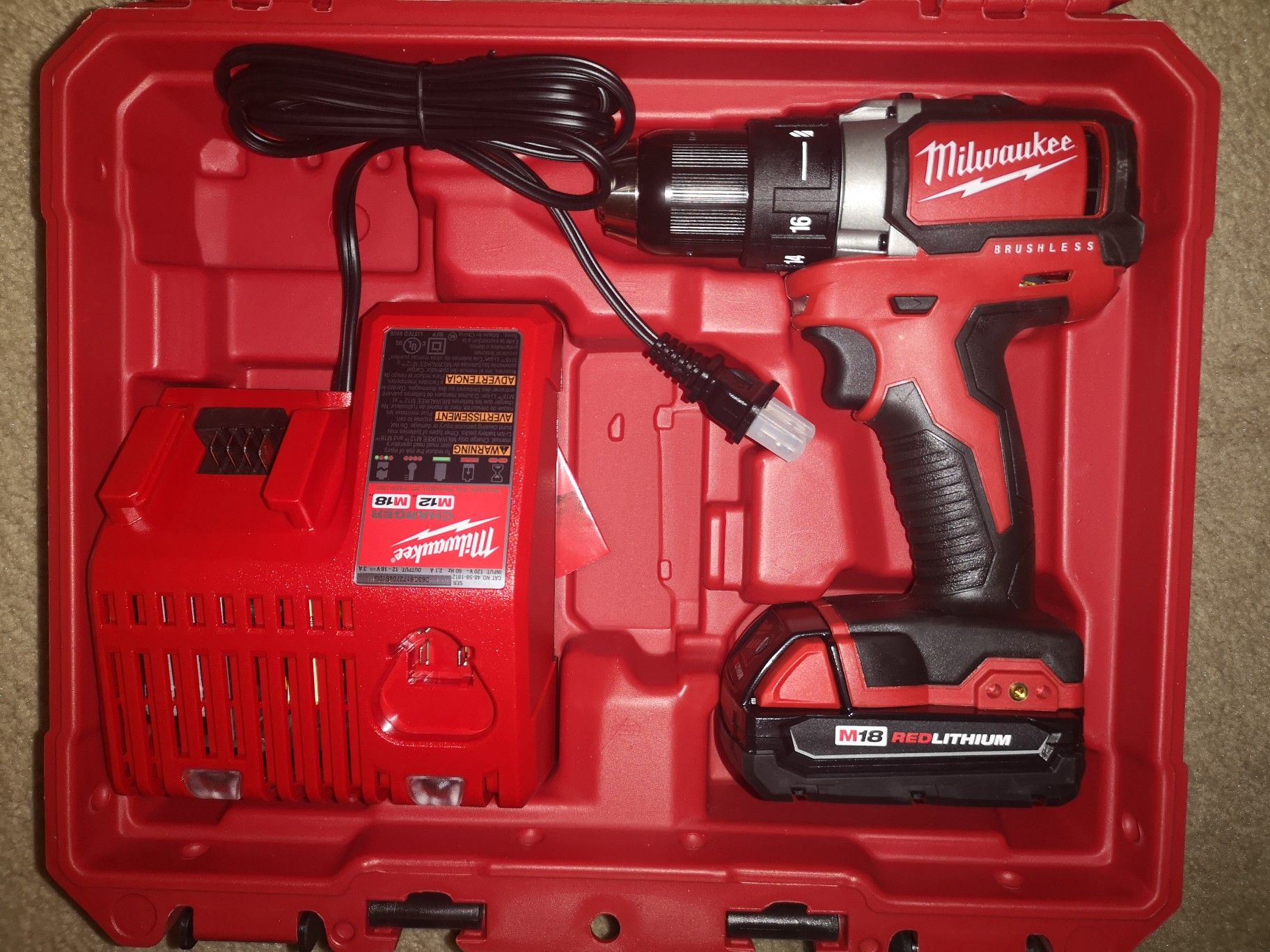Milwaukee 2701-22CT M18 1/2" Compact Brushless Drill/Driver Kit
