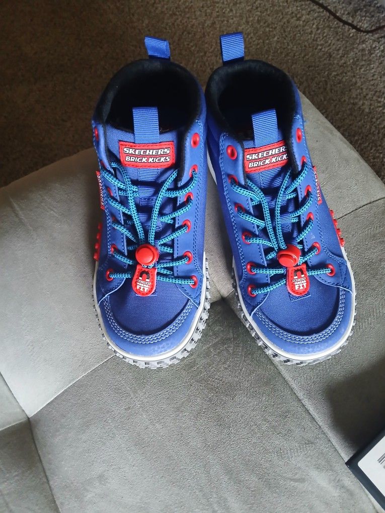 Boys Sketchers Size 1.5 Size