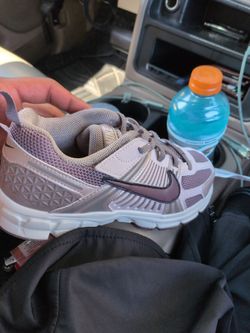 Nike Vomero 5