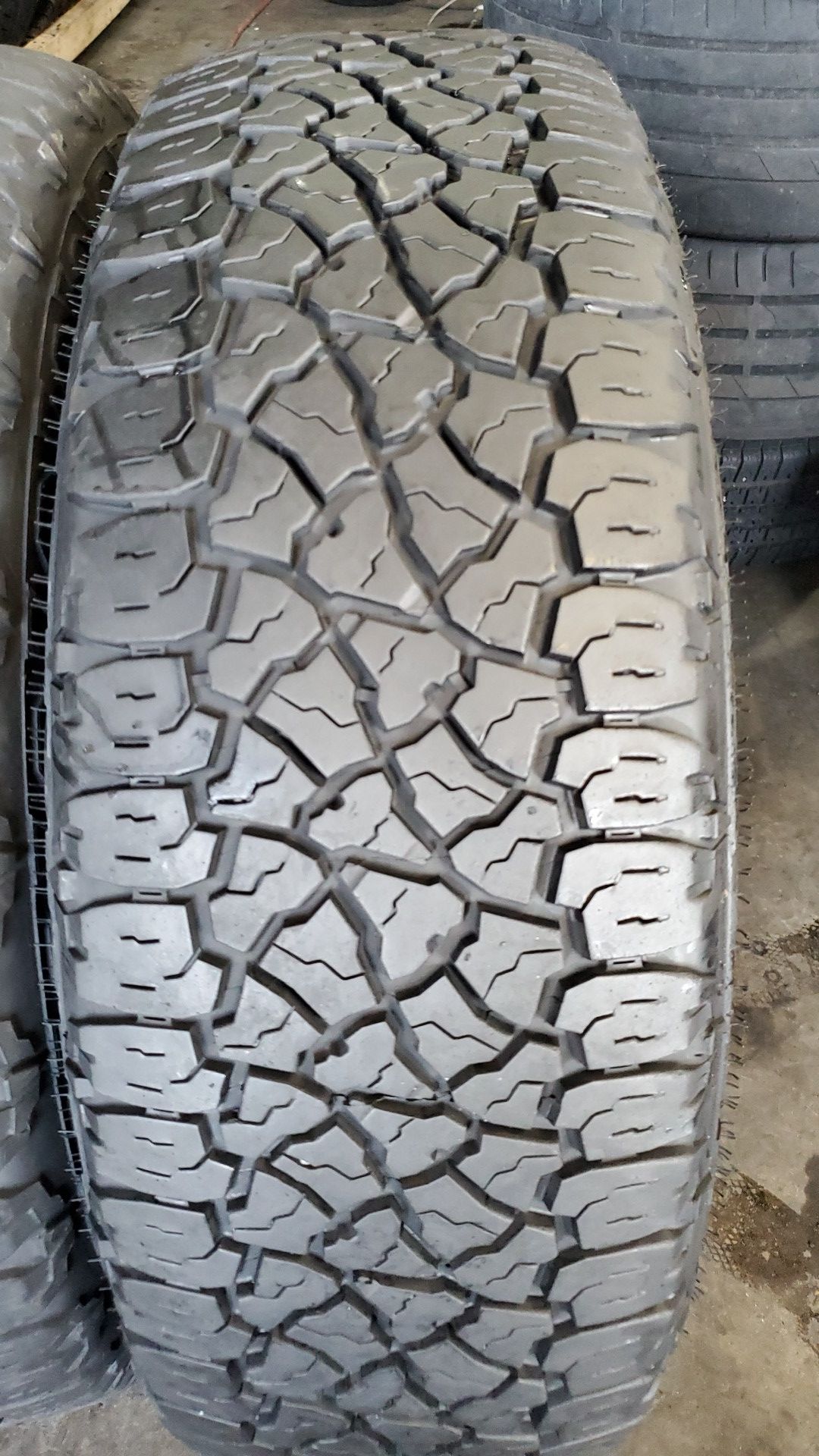 Two set of slightly use tires for sale 265/70/17