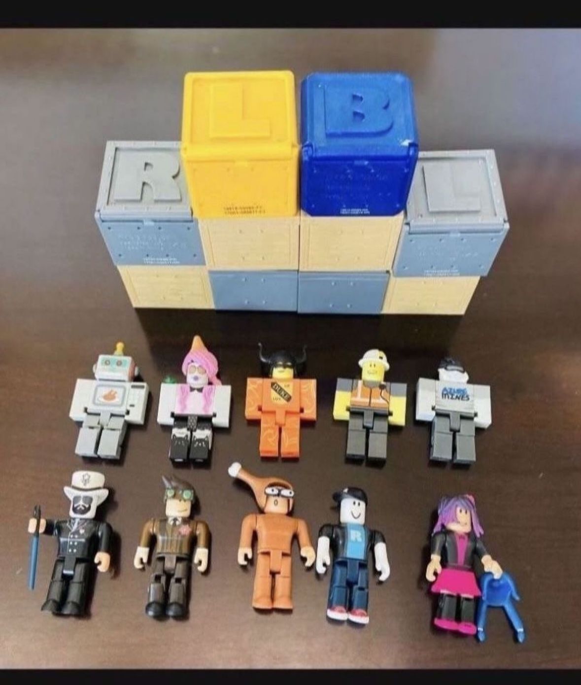 Roblox collectible figurines