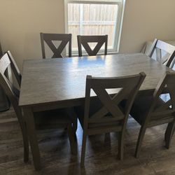 Dinning Room Table