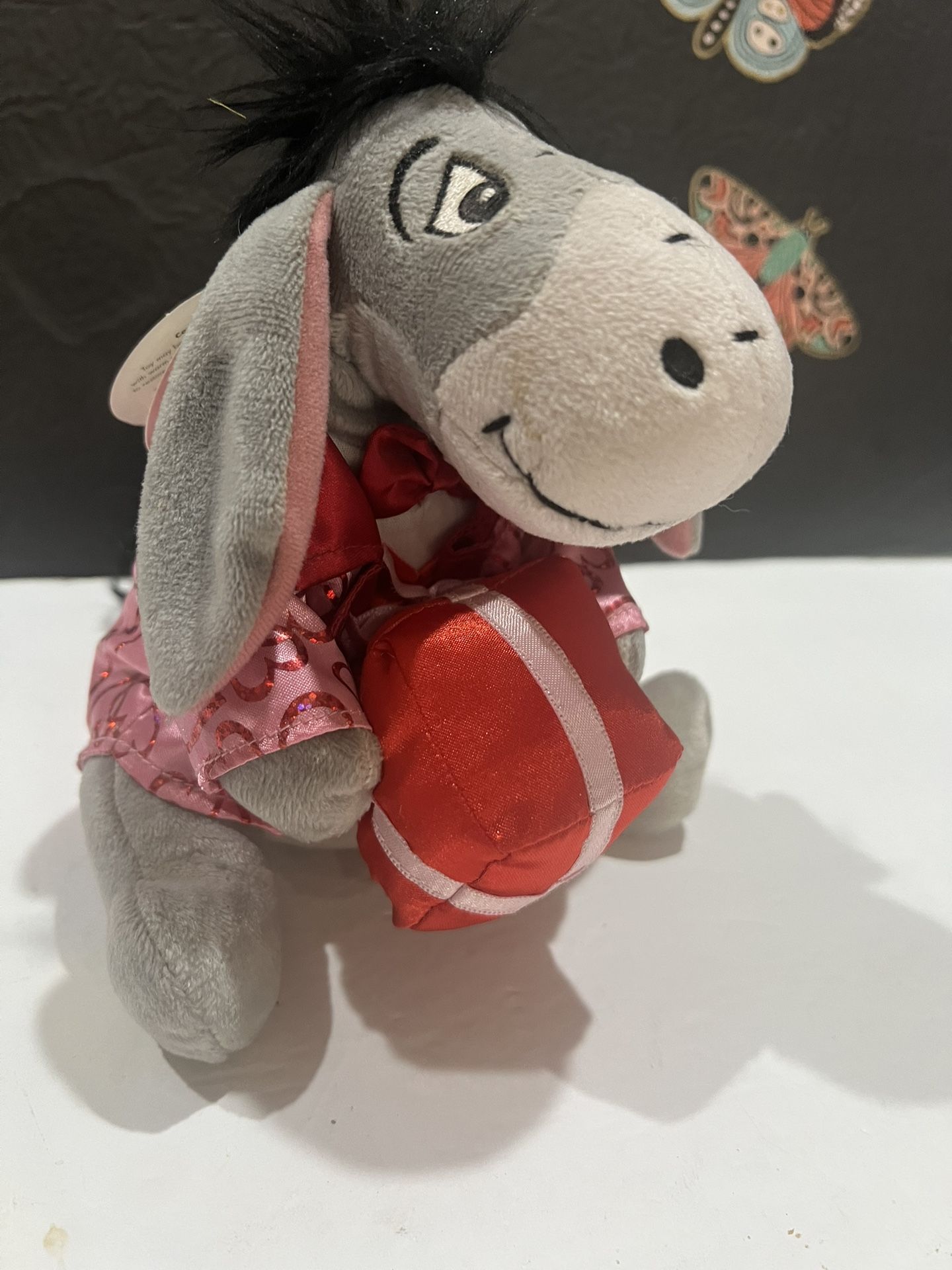 DISNEY EEYORE VALENTINE 7 INCH NEW PLUSH WITH TAGS