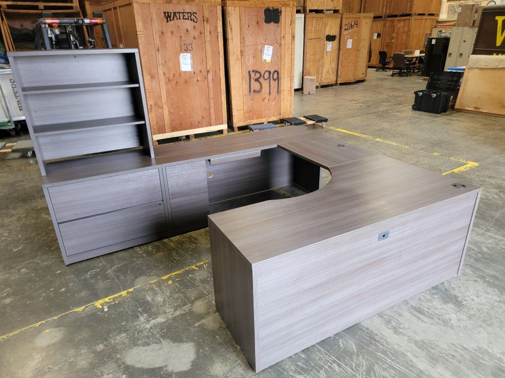 Full Office Desk Set With Shelving