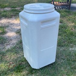 Dog Food Container 