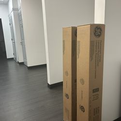 Fluorescent 4 Foot GE Bulbs  (NEW) 72 Bulbs