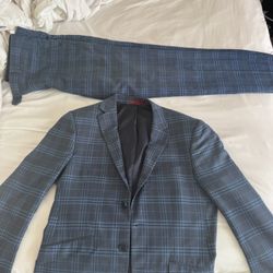 Men’s Suit 