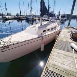 78 Ranger 33 Sailboat 