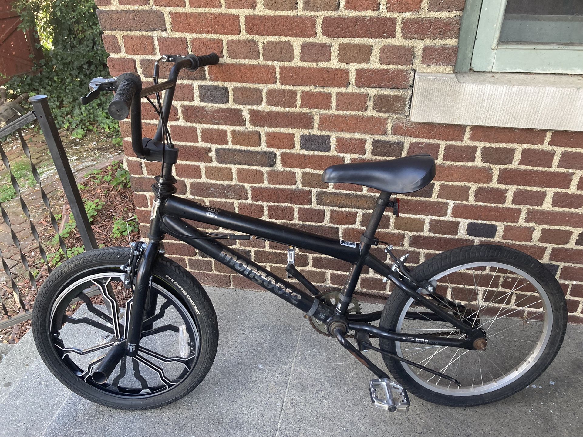 Moongose Rebel BMX Bike