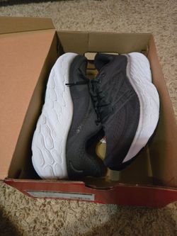Brand new New Balance Fresh Form X More Version 4