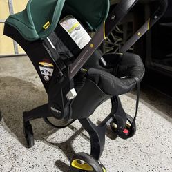 Doona Car Seat/Stroller