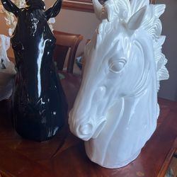Horse Statues 