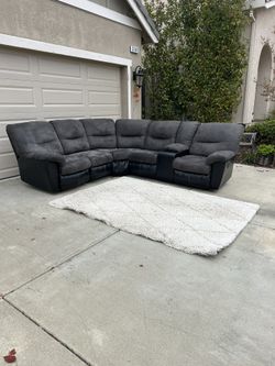 Beautiful Grey Microfiber 2pc Sectional (Delivery Available)