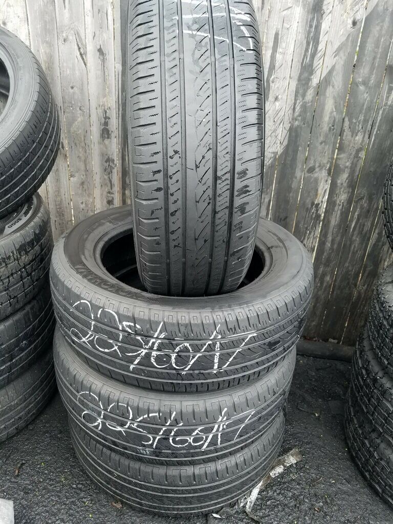 225/60/17 Yokohama avid ascend, set of 4, 70% tread 7/32, good condition $200 for 4 tires .