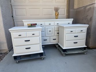 3pc Bedroom Set In Greige 