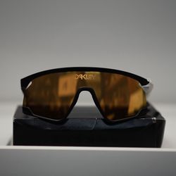 Oakley’s Sunglasses 