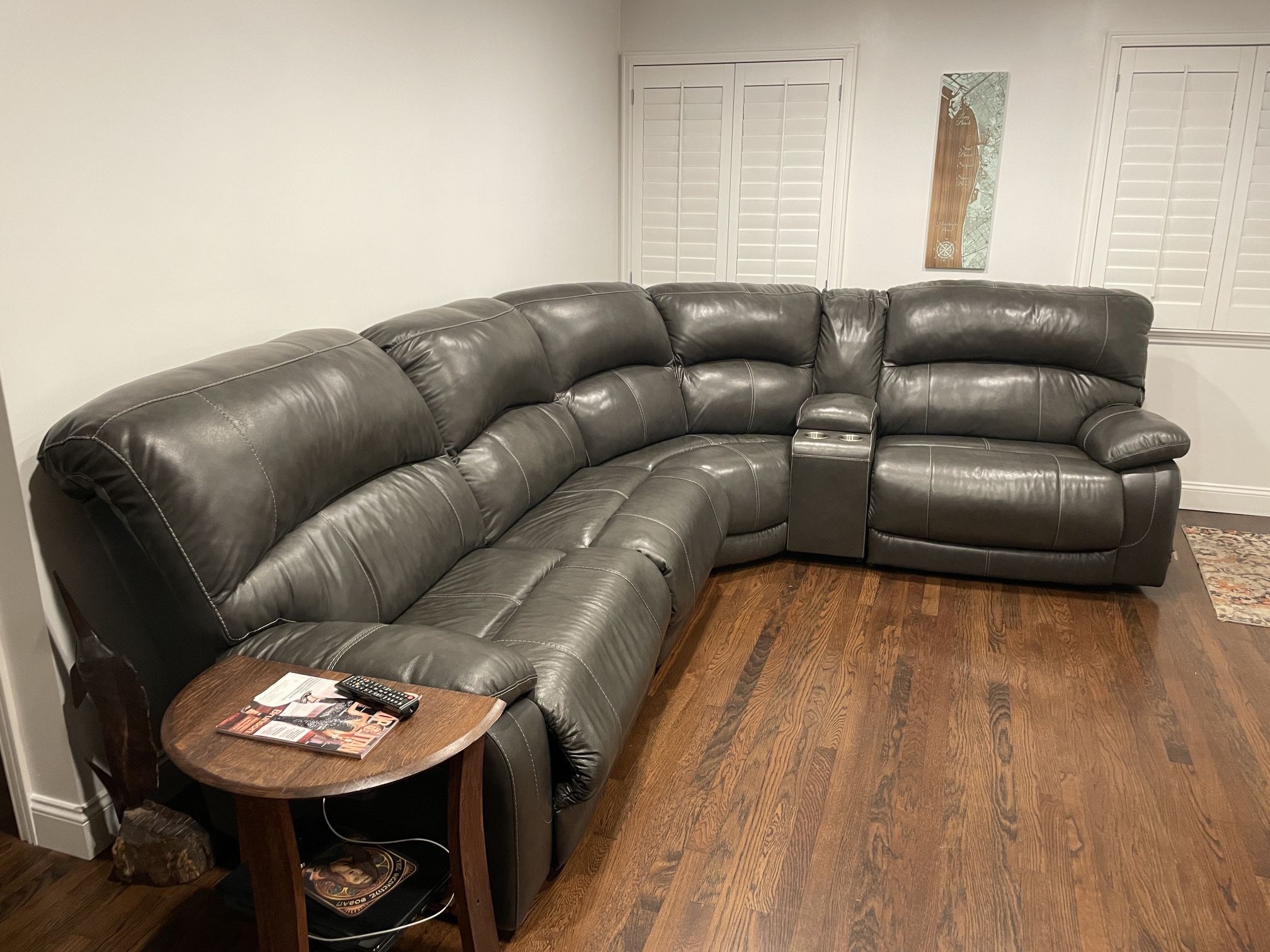 Leather Sectional Couch Recliner 