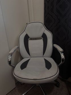 Swivel chair