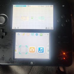 Nintendo 2 DS And 2 Pokemon Games