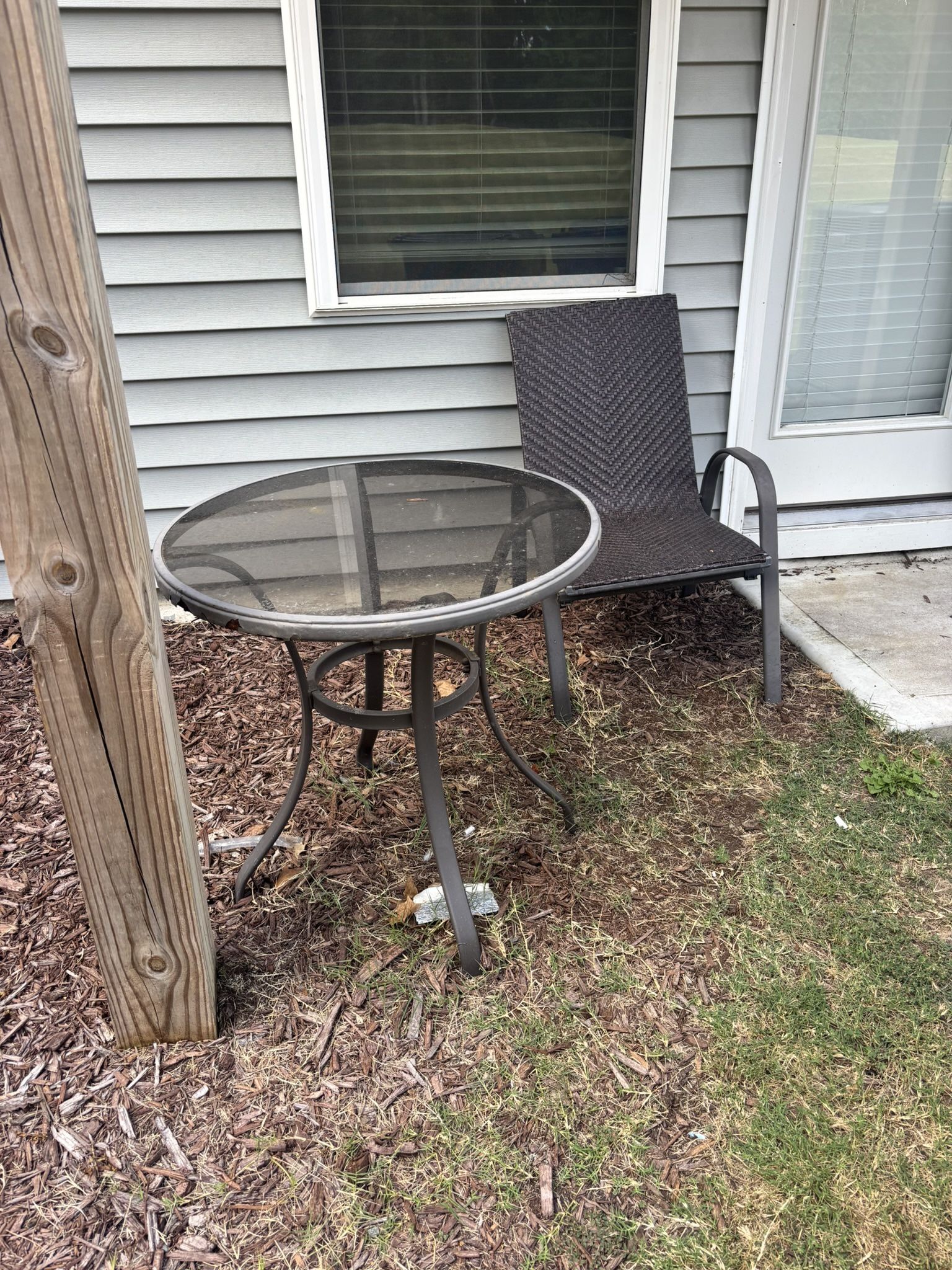 Free Table and chair