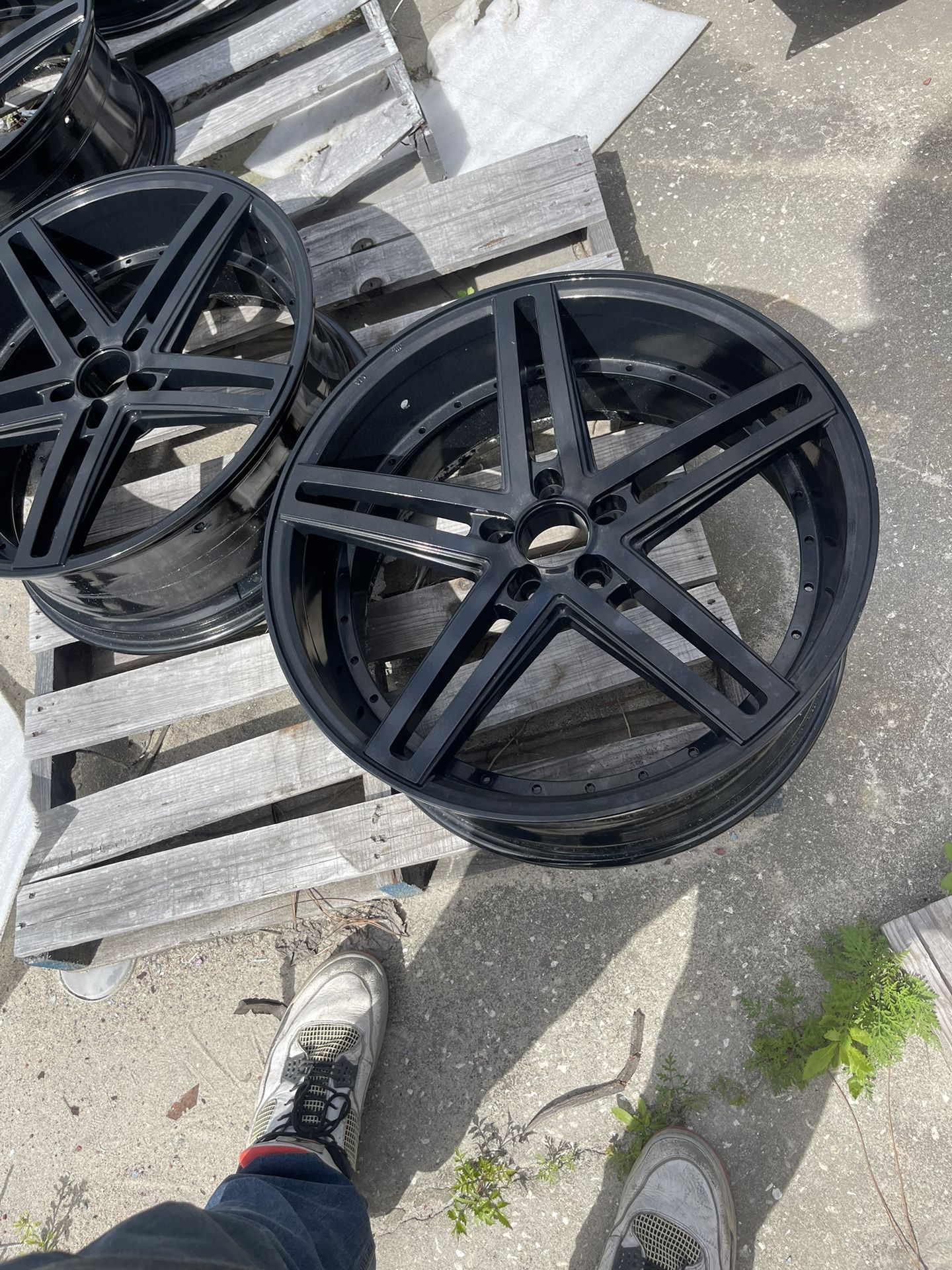 Brand new Axe Wheels  22” rims 5x114.3 lug