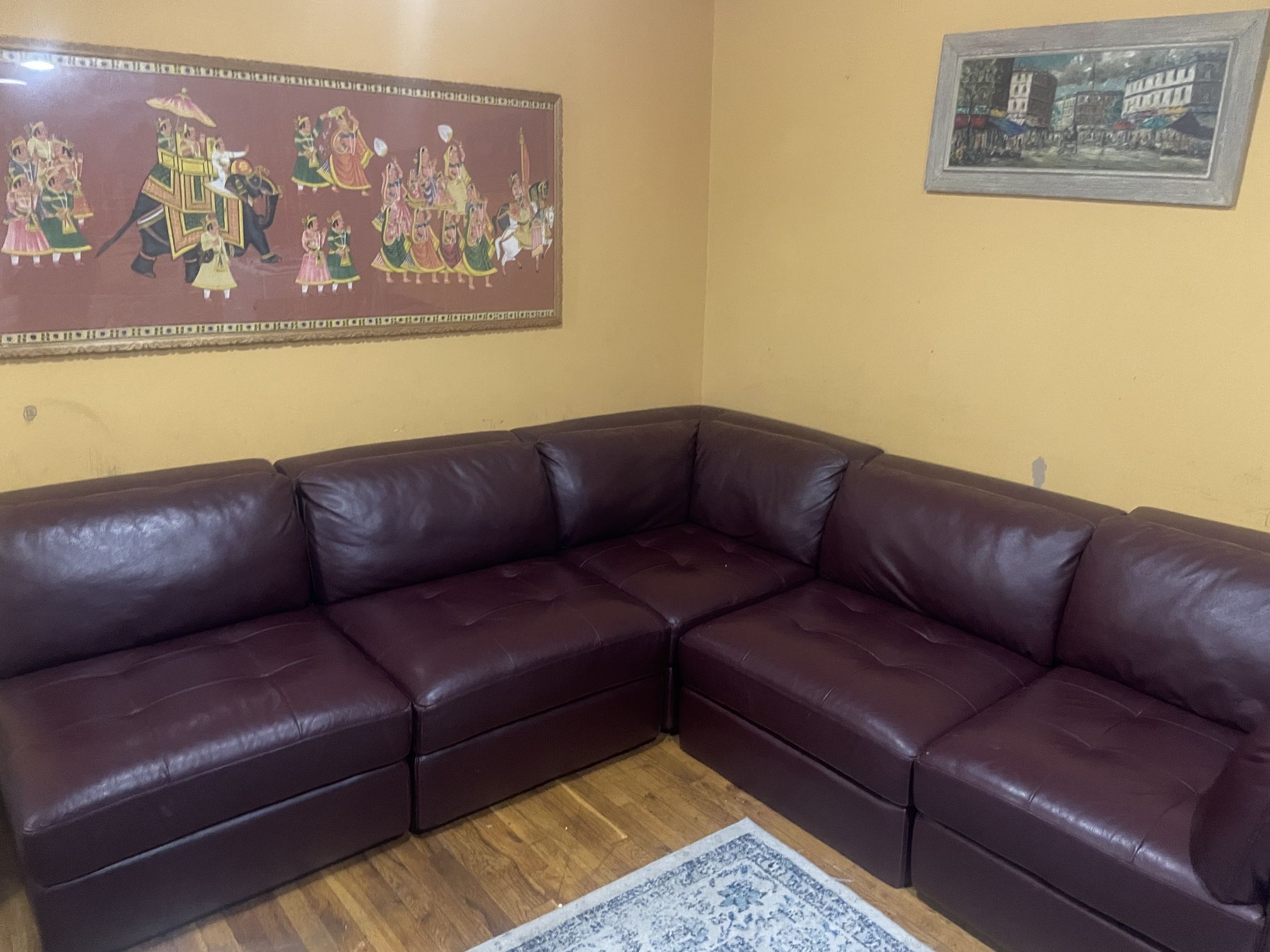 Brand New Leather Sectional Sofa Couch ( Modular Sectional)