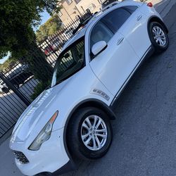 2011 Infiniti Fx35