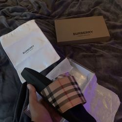 Burberry Slides 