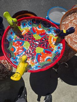 Fuente  pajarera de talavera($135) tel (contact info removed)