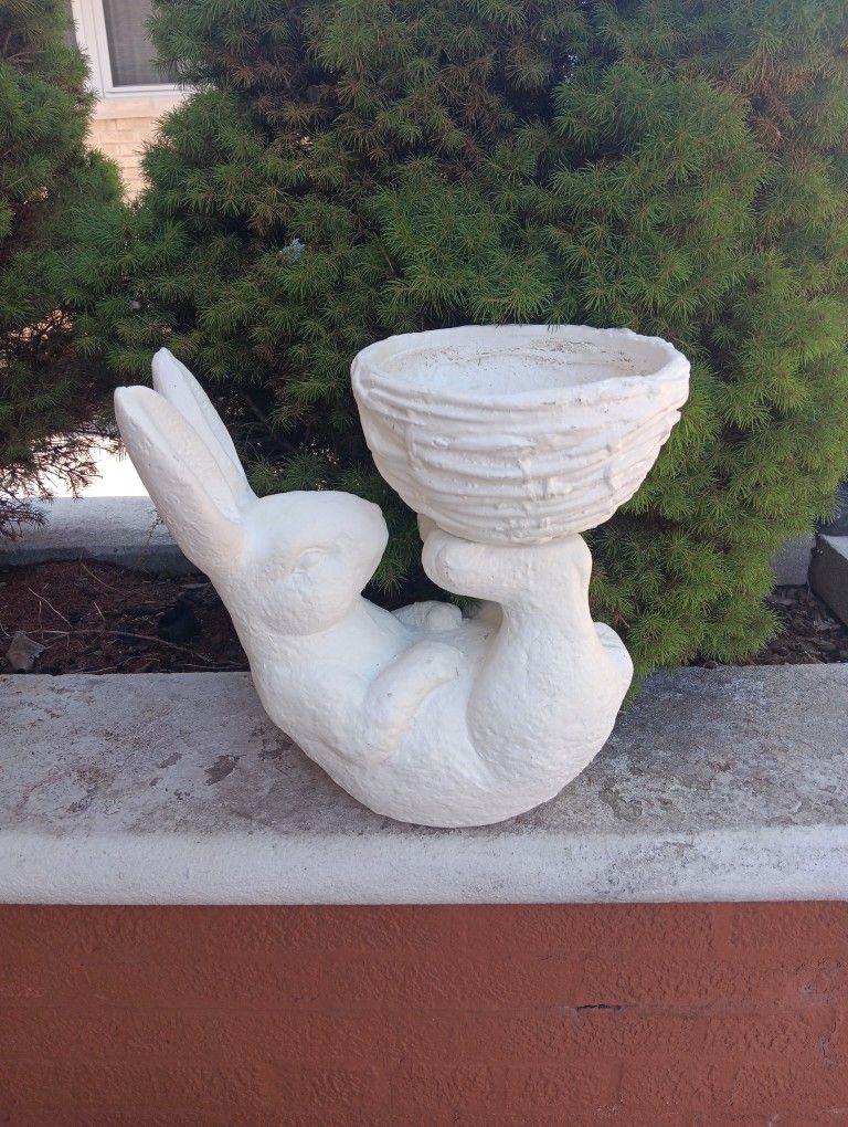 New Fiberstone Outdoor Garden Statue Planter Decor