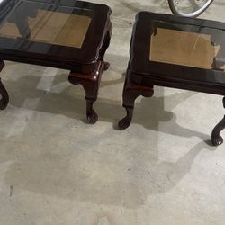 One Set Of Coffee Table Great Condition 40$