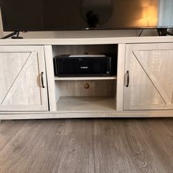 Entertainment Center / Pick Up ASAP
