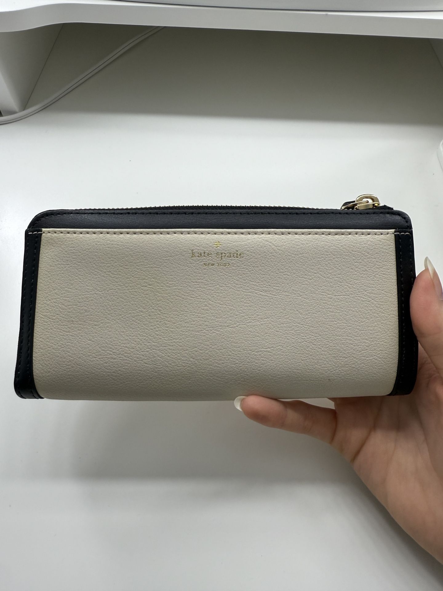 Kate Spade Early 2000’s Classy Wallet