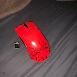 Razer Deathadder V3 PRO Faker Edition 
