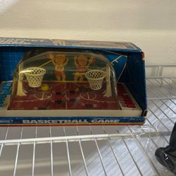 1979 Blue Box Vintage Table Top Basketball Game