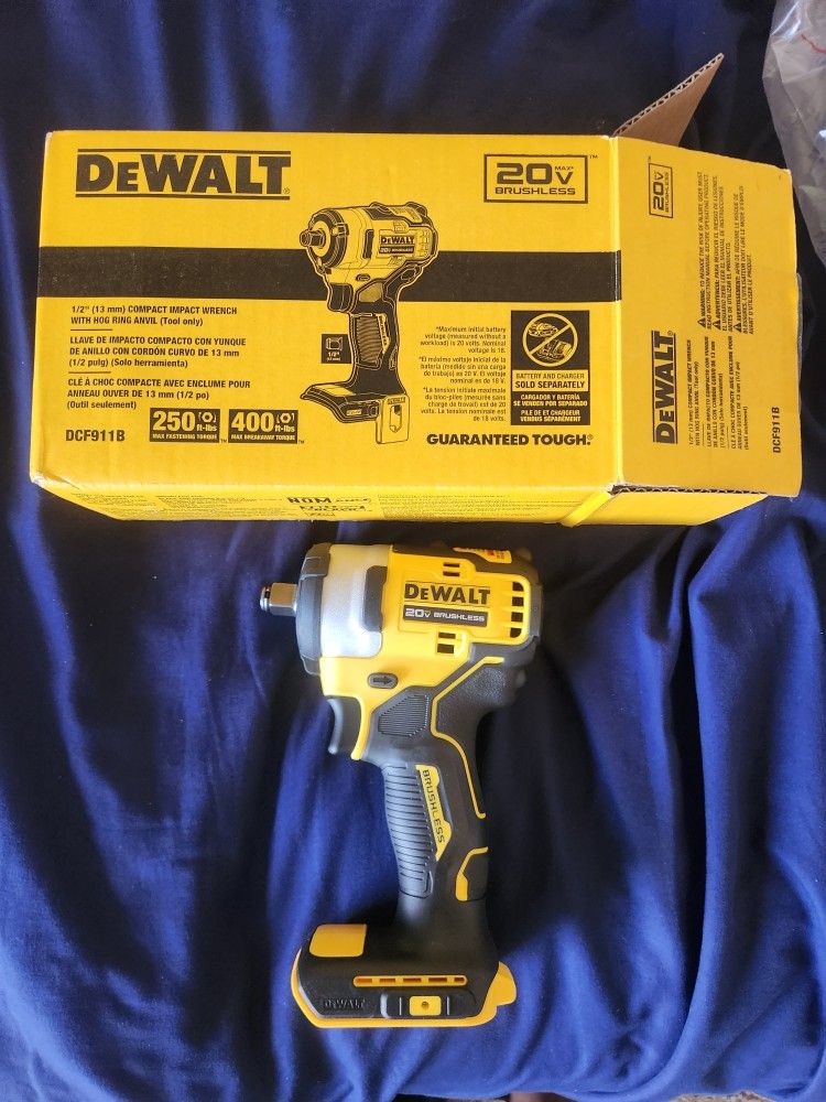 Dewalt 1/2 In Impact Wrench Tool Only