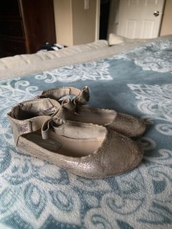 Little girl shoes size 8
