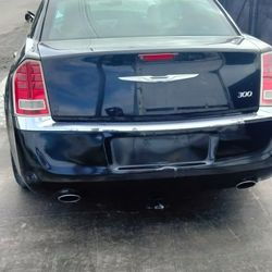 2012 CHRYSLER 300 FOR PARTS ONLY 