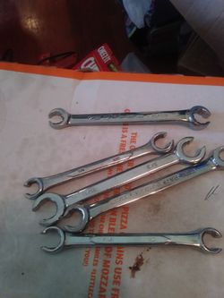 5 LINE WRENCHES SAE SIZES