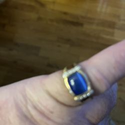 mens 10 k solid gold ring 